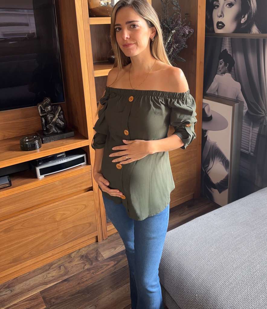 Blusa de maternidad con botones (varios colores)